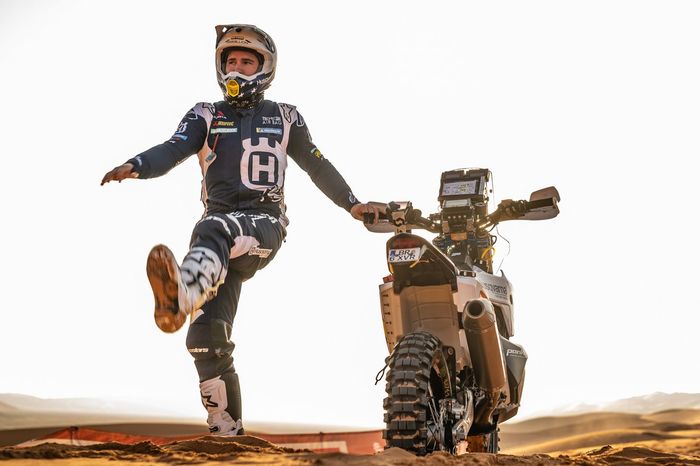 #10 Husqvarna Factory Racing: Skyler Howes