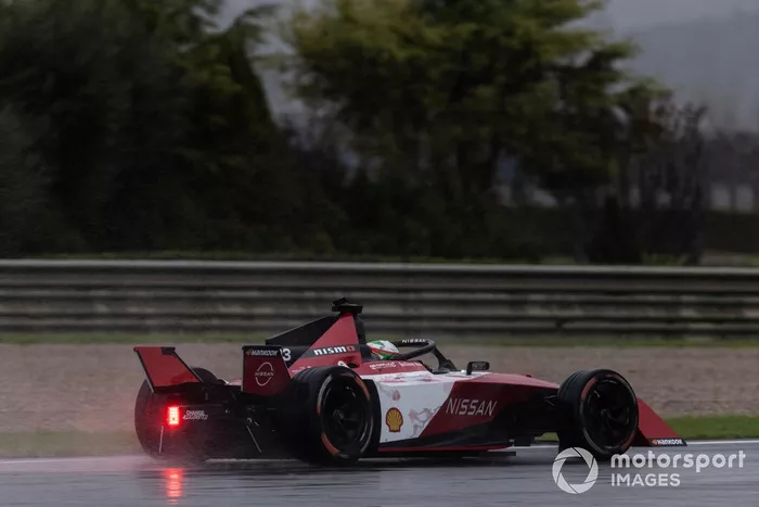 Sacha Fenestraz, Nissan