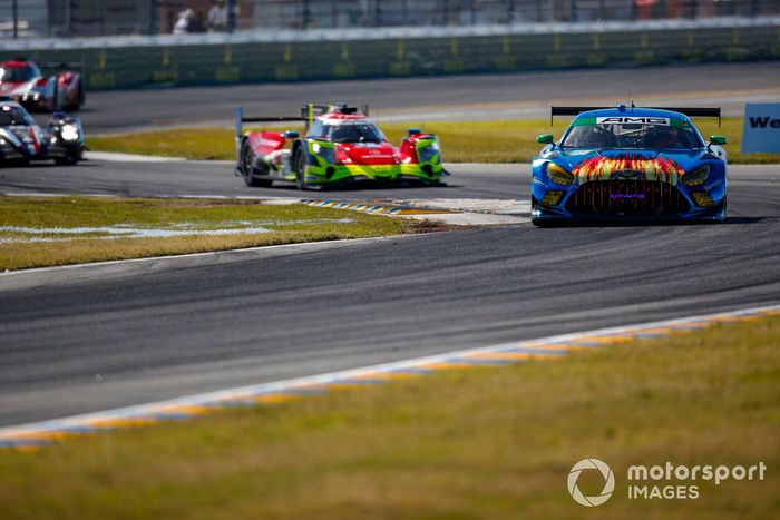 #75 Sun Energy 1 Mercedes AMG GT3: Fabian Schiller, Axcil Jefferies