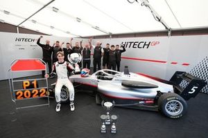 Campeón Luke Browning, Hitech GP GB3