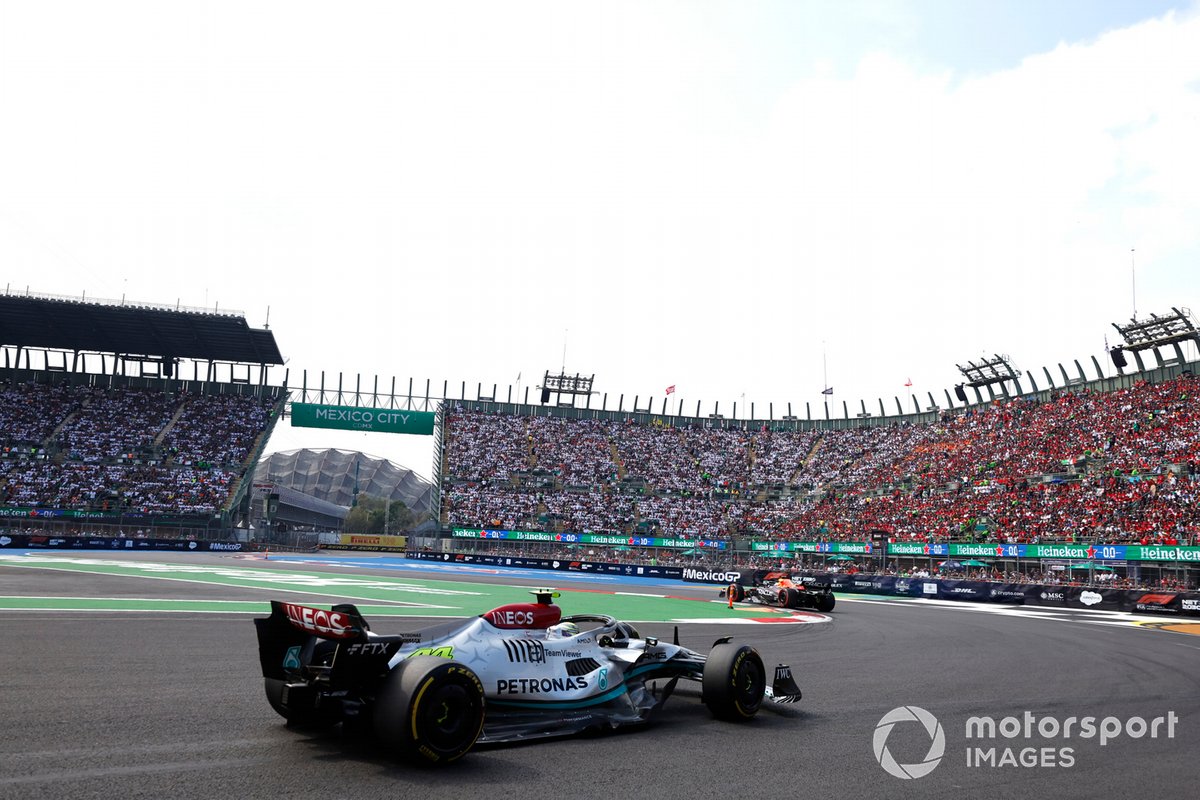 Lewis HamiltonMercedes W13