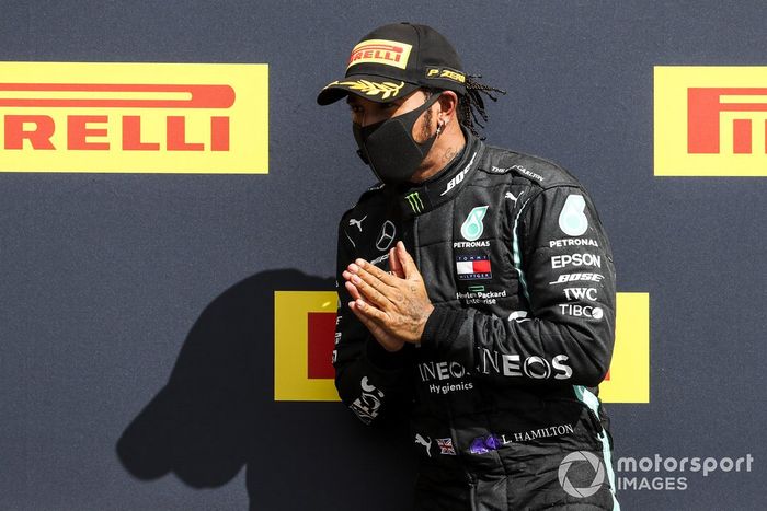 Podio: ganador Lewis Hamilton, Mercedes-AMG F1