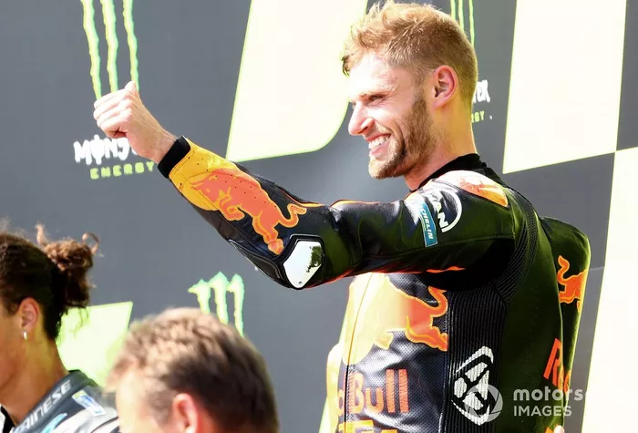 Podio: ganador de la carrera Brad Binder, Red Bull KTM Factory Racing