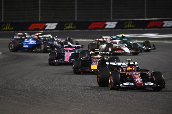 Lewis Hamilton, Ferrari, Jack Doohan, Alpine, Yuki Tsunoda, Red Bull Racing Team