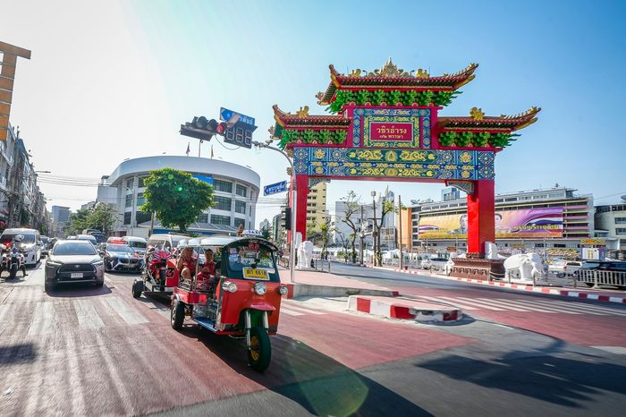 打ち上げに向かうバイク