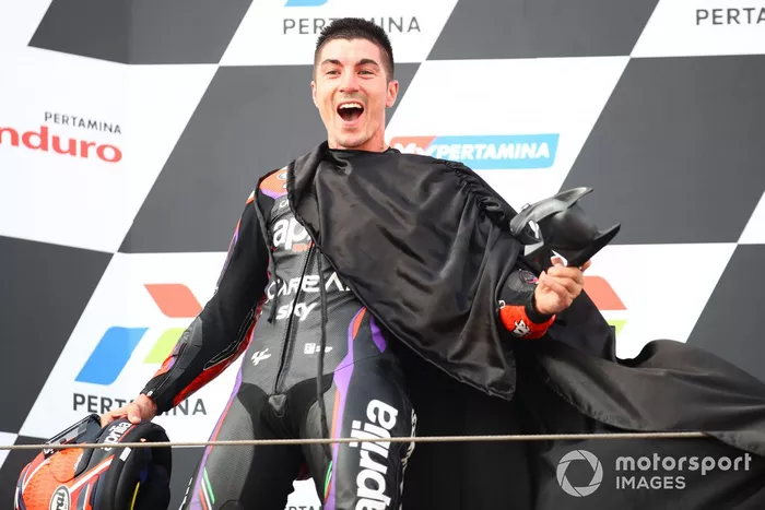 Maverick Viñales, Aprilia Racing Team