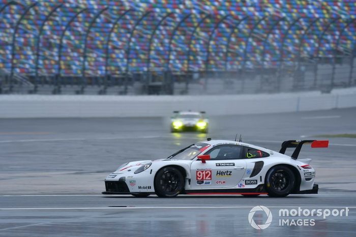#912 Porsche GT Team Porsche 911 RSR - 19, GTLM: Laurens Vanthoor, Earl Bamber, Mathieu Jaminet