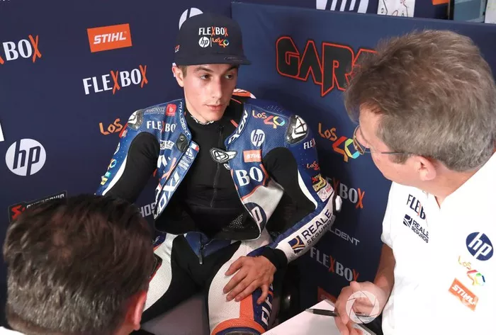 Hector Garzo, Pons HP40
