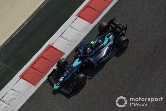Nicholas Latifi, Dams 