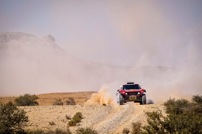 #302 JCW X-Raid Team: Stephane Peterhansel, Paulo Fiuza