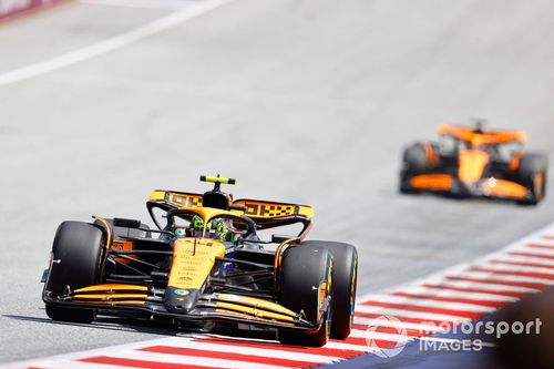 Lando Norris, McLaren MCL38, Oscar Piastri