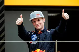 Podium : Le vainqueur Dan Ticktum, Motopark Academy
