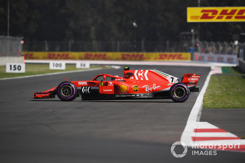 Kimi Raikkonen, Ferrari SF71H en tête-à-queue