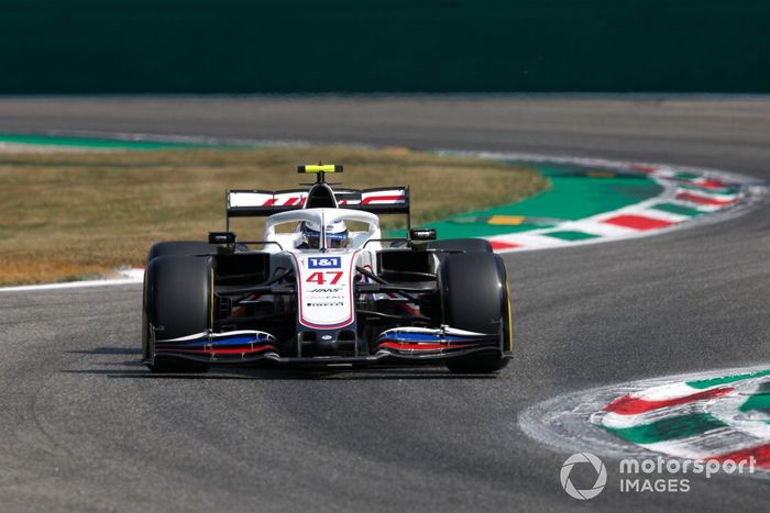 Mick Schumacher, Haas VF-21