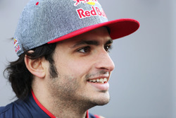 Карлос Сайнс мл., Scuderia Toro Rosso