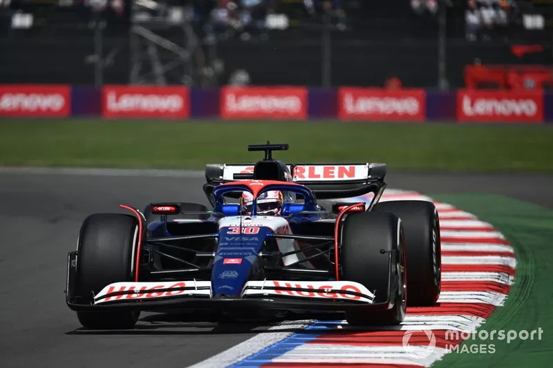 Liam Lawson, RB F1 Team VCARB 01