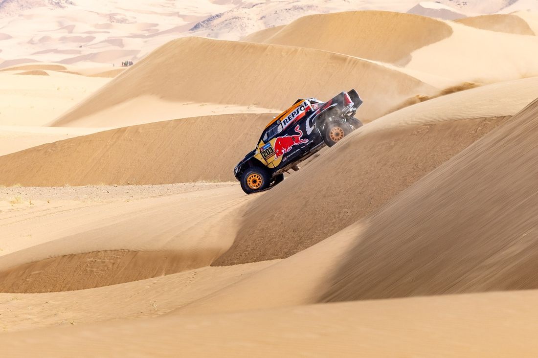 #203 Toyota Gazoo Racing Toyota: Lucas Moraes, Armand Monleon