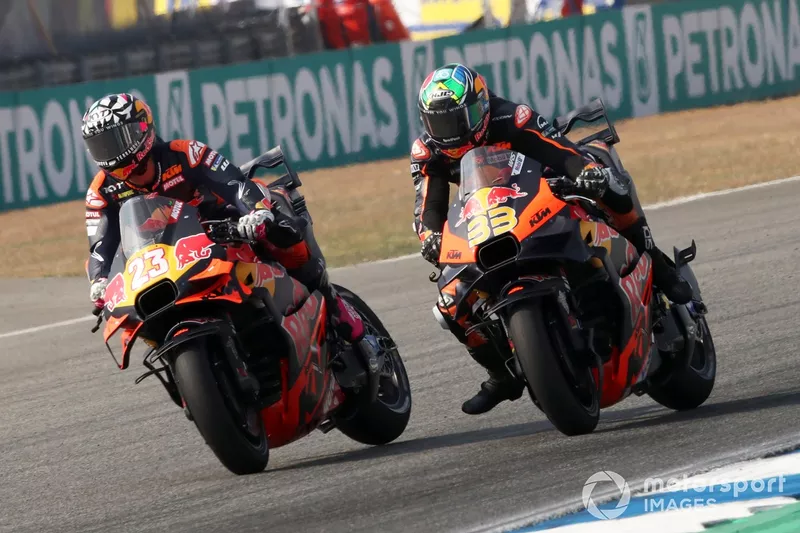 Brad Binder, Red Bull KTM Factory Racing, Pedro Acosta, Red Bull KTM Factory Racing