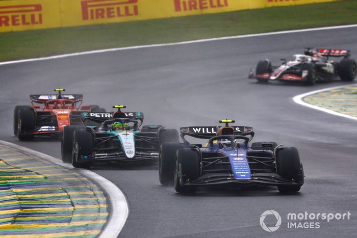 Franco Colapinto, Williams FW46, Lewis Hamilton, Mercedes F1 W15, Carlos Sainz, Ferrari SF-24