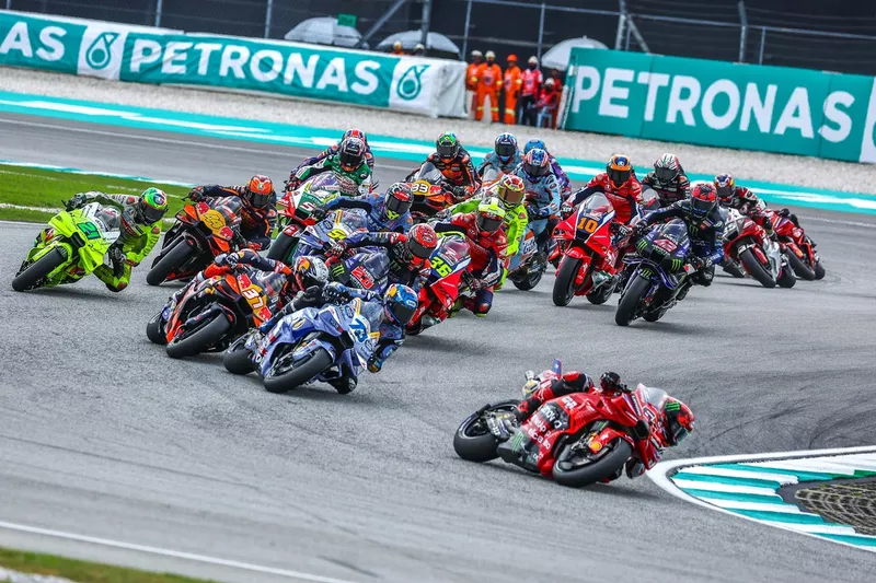 Francesco Bagnaia, Ducati Team prend la tête au départ
