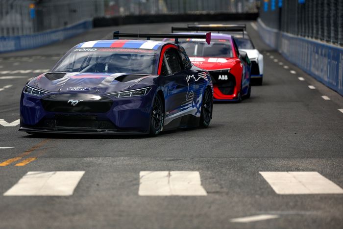 Nascar electric cars