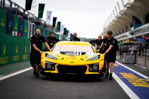 #33 TF Sport Corvette Z06 LMGT3.R: Ben Keating, Jonny Edgar, Daniel Juncadella