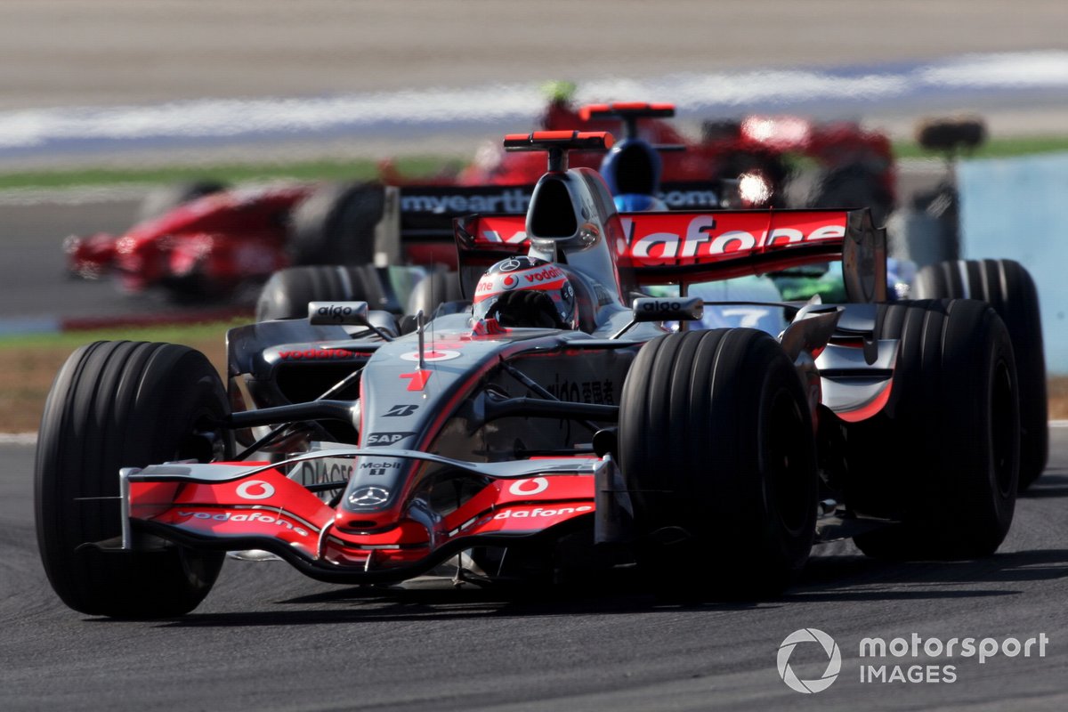 Fernando Alonso, McLaren Mercedes MP4/22