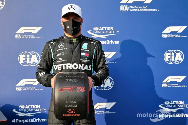 Valtteri Bottas, Mercedes F1, 
conquista la Pole Position