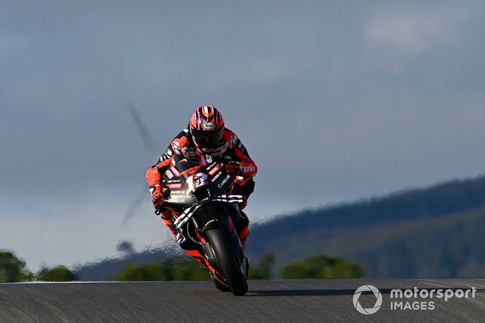Maverick Vinales, Aprilia Racing Team