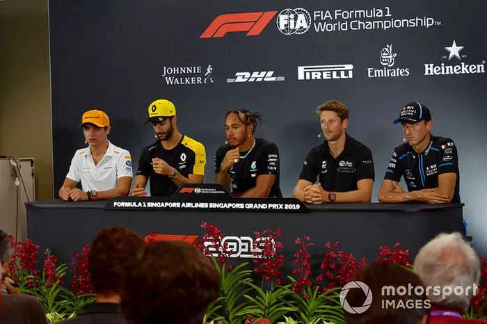 Lando Norris, McLaren, Daniel Ricciardo, Renault F1 Team,  Lewis Hamilton, Mercedes AMG F1, Romain Grosjean, Haas F1 y Robert Kubica, Williams Racing en la rueda de prensa 