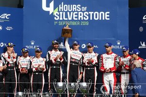 LMP1 Podio #8 Toyota Gazoo Racing Toyota TS050: Sébastien Buemi, Kazuki Nakajima, Brendon Hartley, #7 Toyota Gazoo Racing Toyota TS050: Mike Conway, Jose Maria Lopez, Kamui Kobayashi, #3 Rebellion Racing Rebellion R-13 - Gibson: Nathanael Berthon, Pipo Derani, Loic Duval