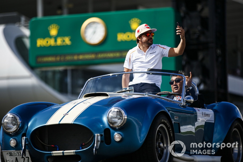 Fernando Alonso, McLaren, lors de la parade des pilotes