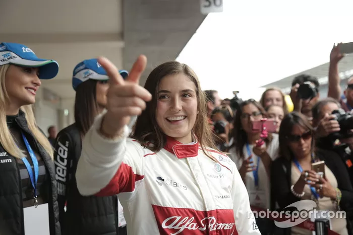Tatiana Calderón, Sauber C37 piloto de prueba