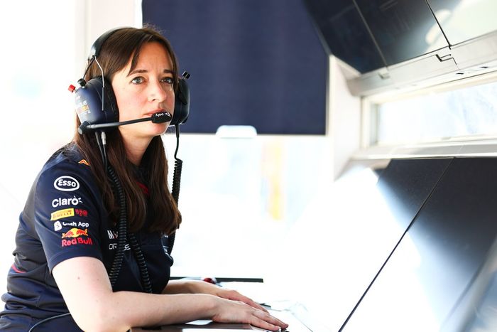 Hannah Schmitz, ingeniera principal de estrategia en Red Bull Racing