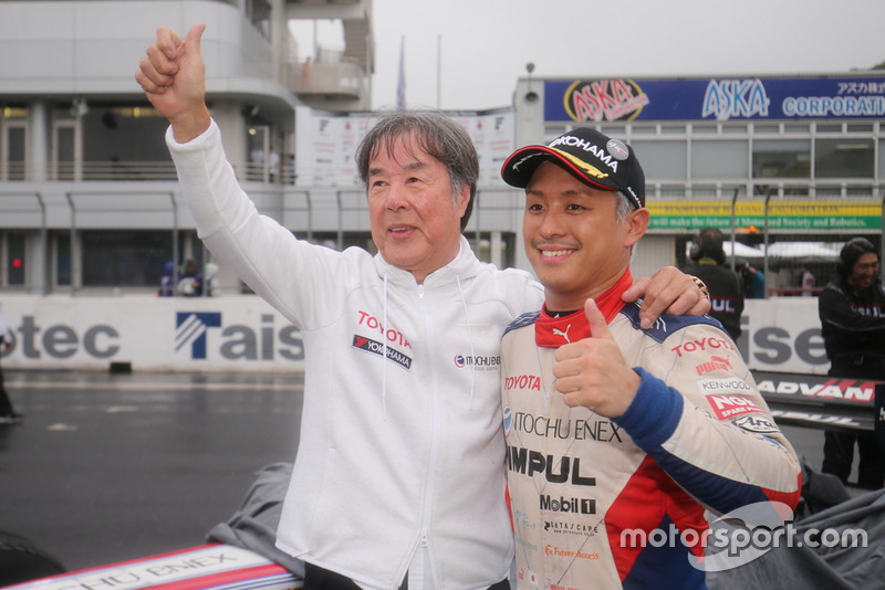 Kazuyoshi Hoshino, Team Principal, (ITOCHU ENEX TEAM IMPUL), dan Yuhi Sekiguchi, (ITOCHU ENEX TEAM IMPUL)