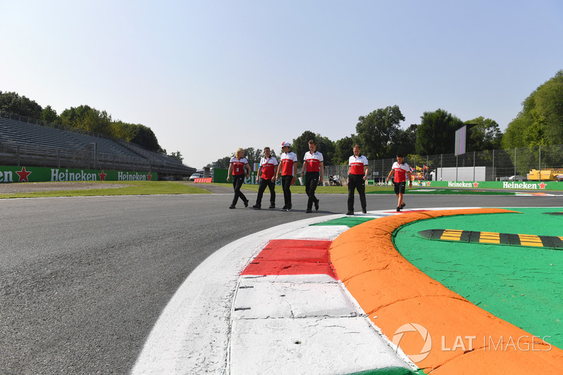 Charles Leclerc, Sauber walks the track 