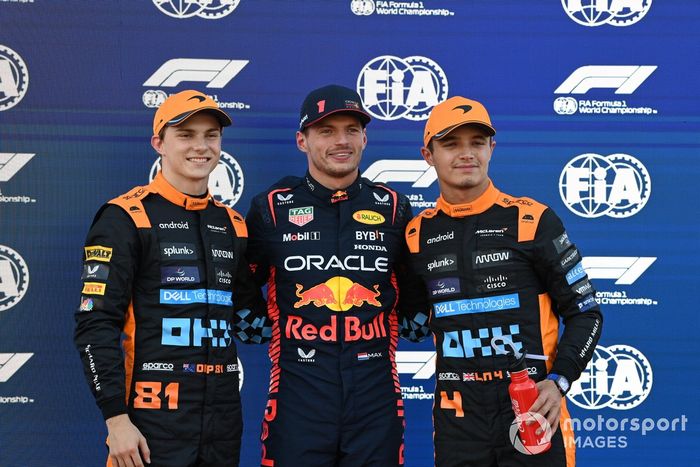 Top3 de la clasificación: segundo Oscar Piastri, McLaren, ganador de la pole Max Verstappen, Red Bull Racing, y tercero Lando Norris, McLaren