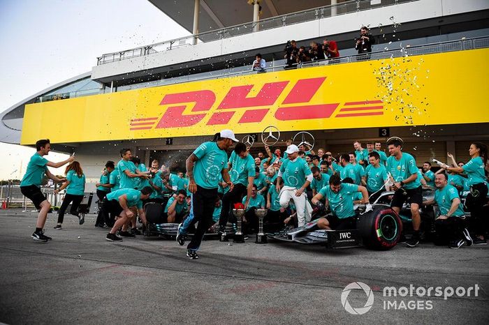 Lewis Hamilton, Mercedes AMG F1 and Race winner Valtteri Bottas, Mercedes AMG F1