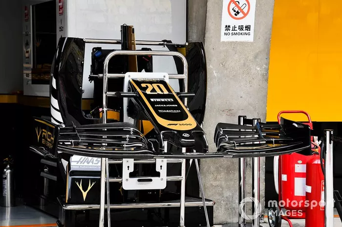 Detalle delantero del Haas F1 Team VF-19