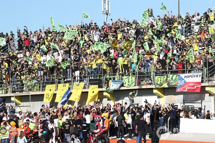 Despedida de Valentino Rossi, Petronas Yamaha SRT