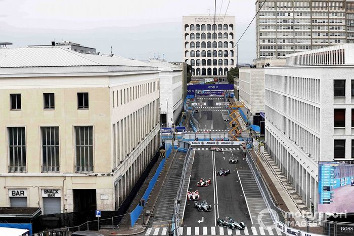 Sam Bird, Jaguar Racing, Jaguar I-Type 5, Mitch Evans, Jaguar Racing, Jaguar I-Type 5, Jaguar I-Type 5, Alex Lynn, Mahindra Racing, M7Electro