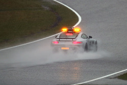 Safety car in the rain