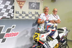 Marco Lucchinelli et Carmelo Ezpeleta, PDG de Dorna Sports