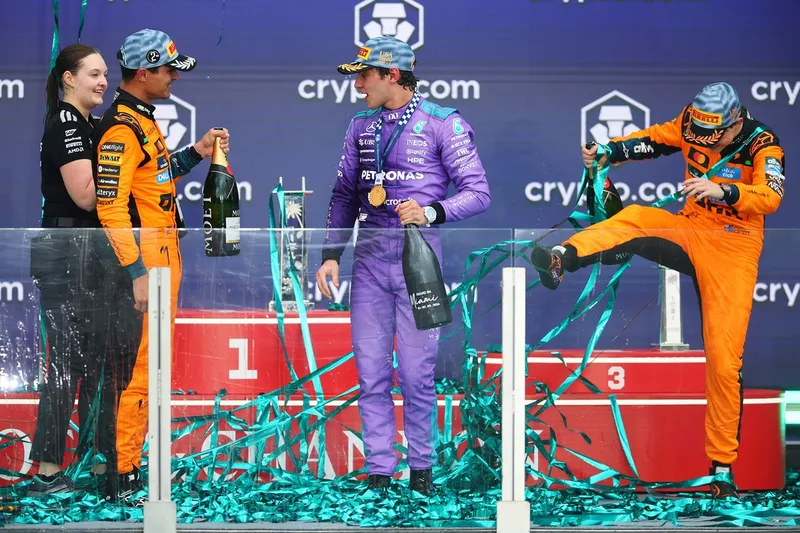 Andrea Kimi Antonelli, Mercedes, Lando Norris, McLaren, Oscar Piastri, McLaren 
