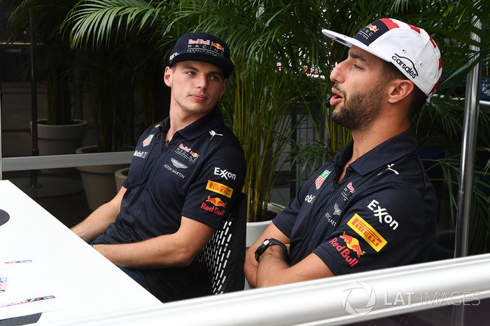 Max Verstappen, Red Bull Racing y Daniel Ricciardo, Red Bull Racing
