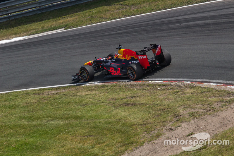 Max Verstappen met RB8 tijdens Jumbo Racedagen