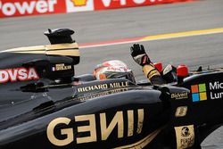 Third place Romain Grosjean, Lotus F1 E23