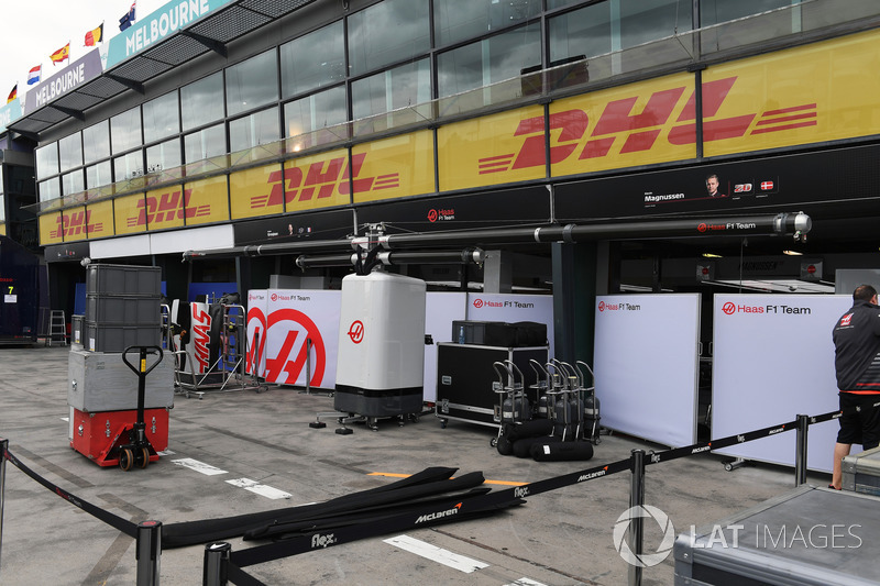 Haas F1 Team preparaciones de pit box