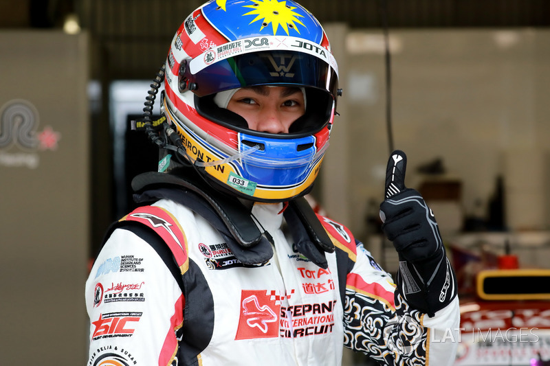 #37 Jackie Chan DC Racing Oreca 07 Gibson: Weiron Tan