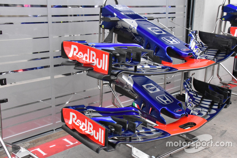 Переднє антикрило Toro Rosso STR13
